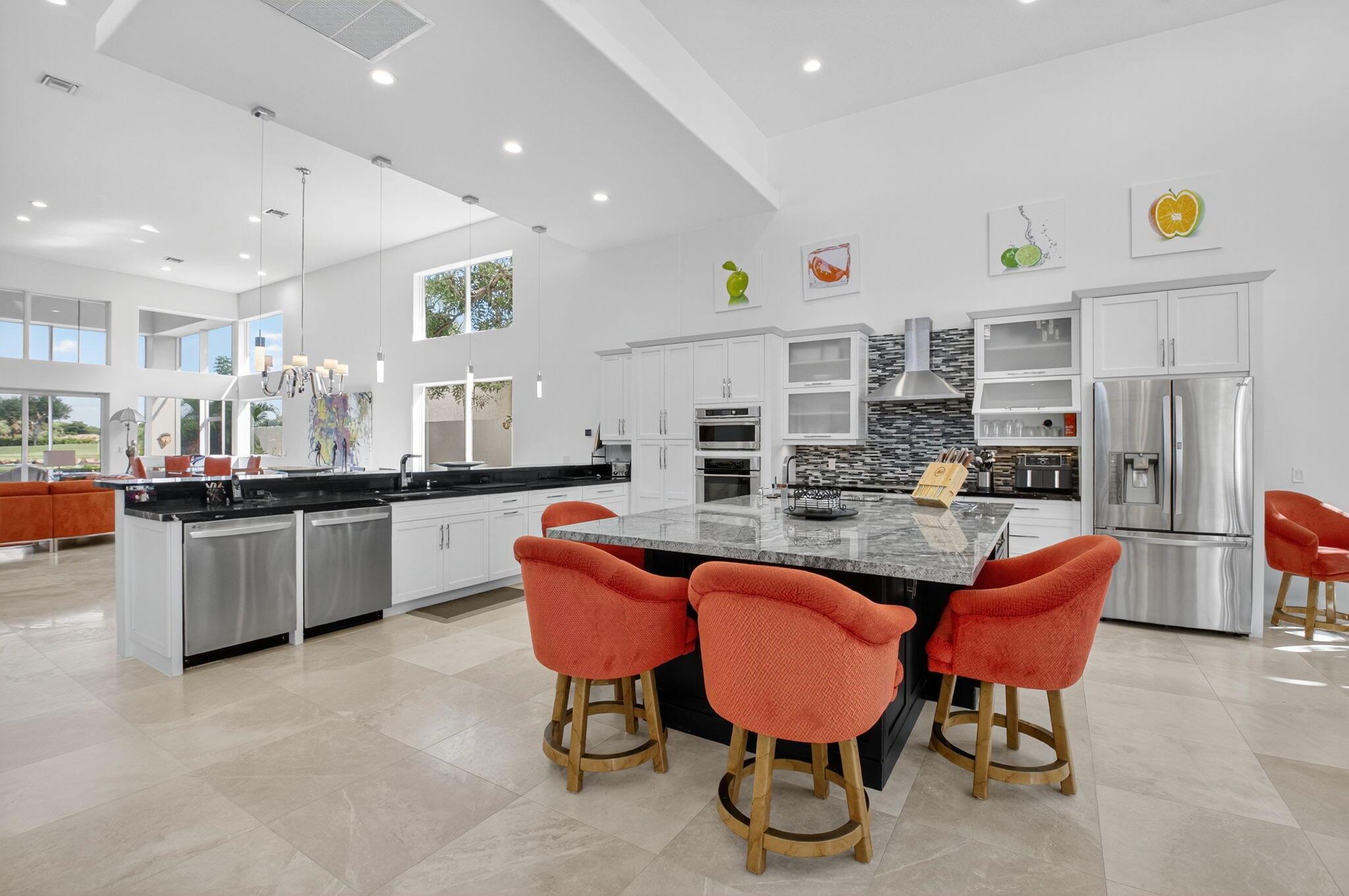 ROYAL PALM COVE/POLO CLUB - Residential