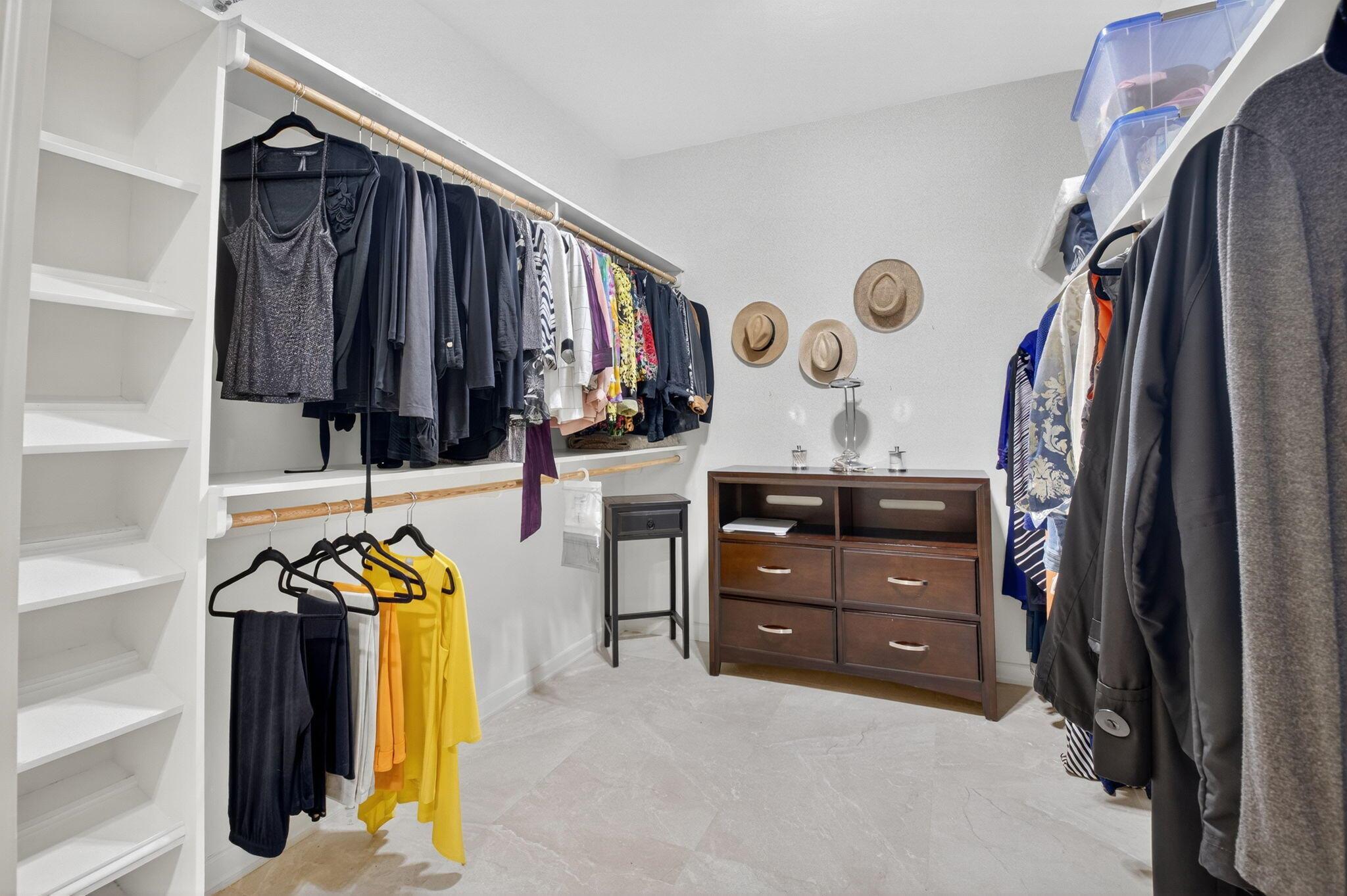 ROYAL PALM COVE/POLO CLUB - Residential