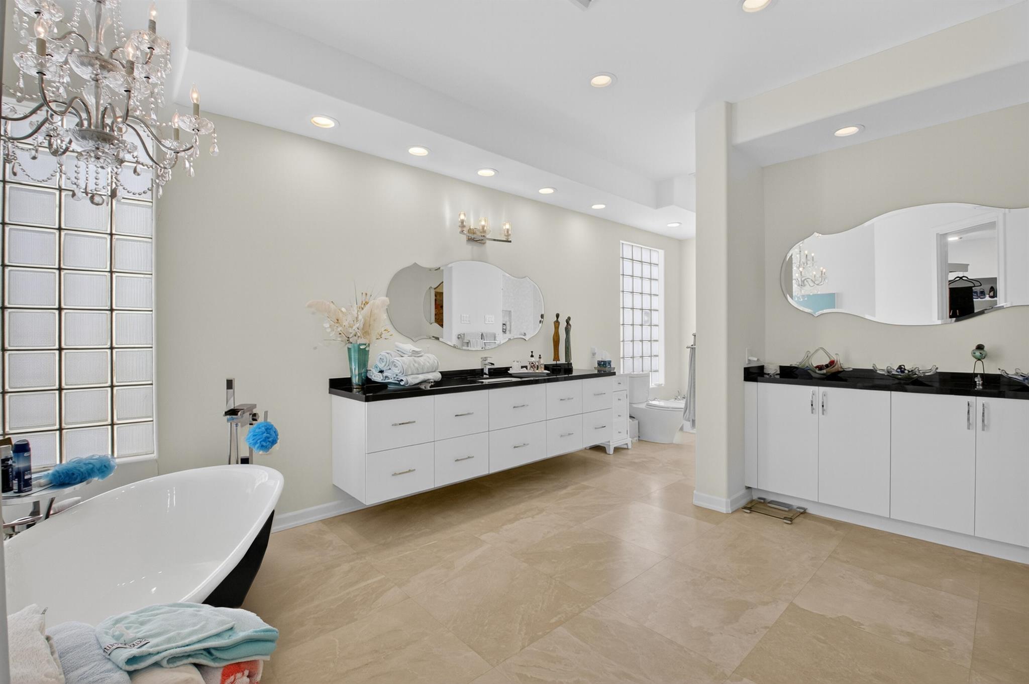 ROYAL PALM COVE/POLO CLUB - Residential