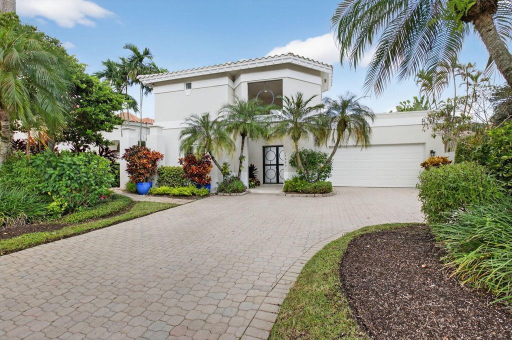Photo of 17069 Royal Cove Way, Boca Raton, FL 33496 (MLS # R11131641)