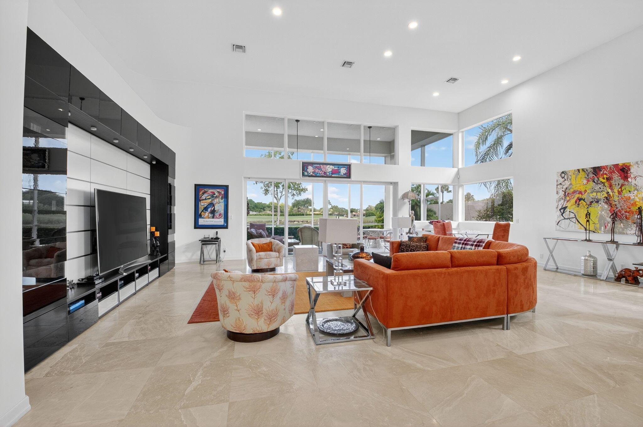 ROYAL PALM COVE/POLO CLUB - Residential