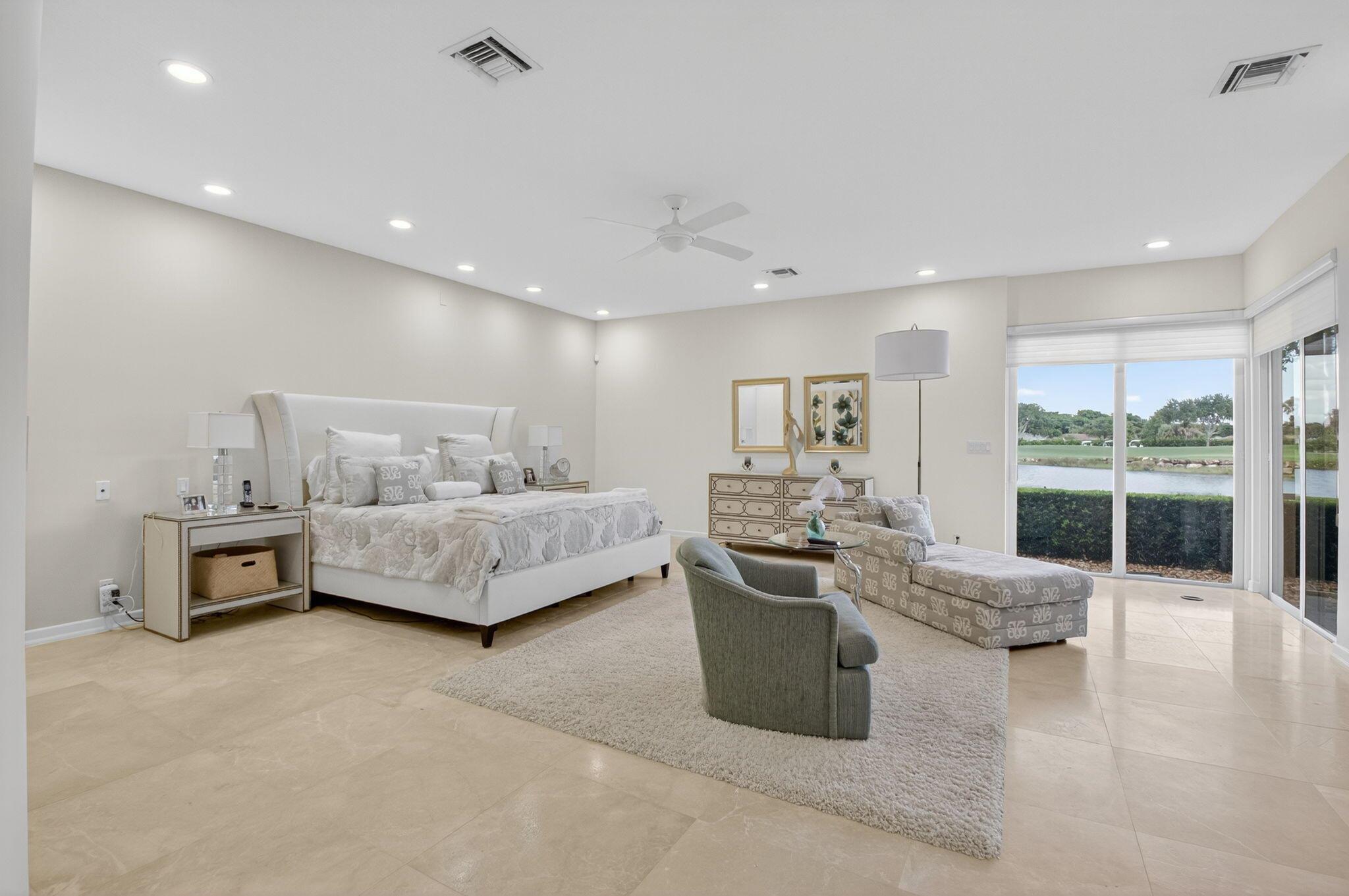 ROYAL PALM COVE/POLO CLUB - Residential