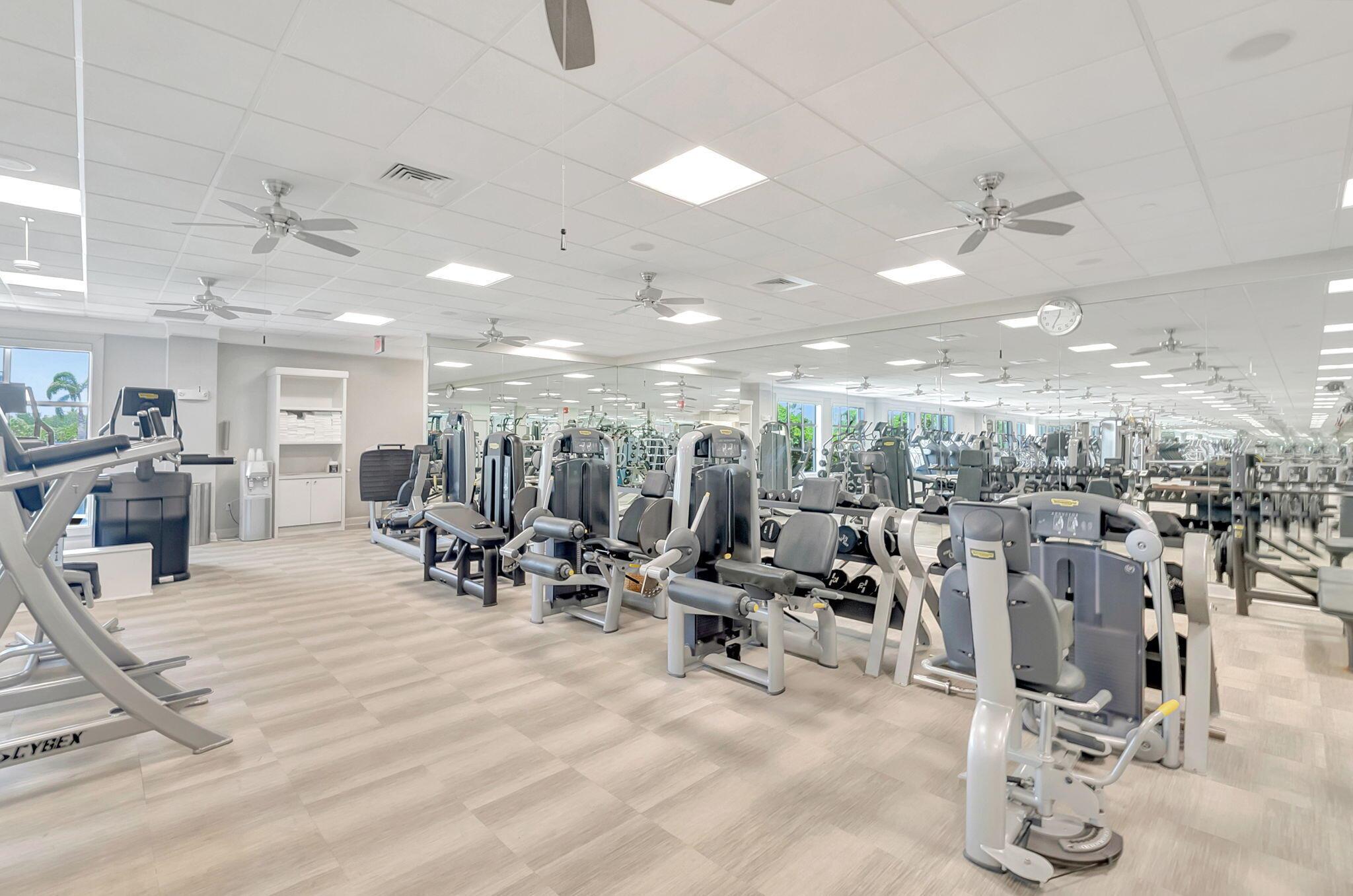 ROYAL PALM COVE/POLO CLUB - Residential