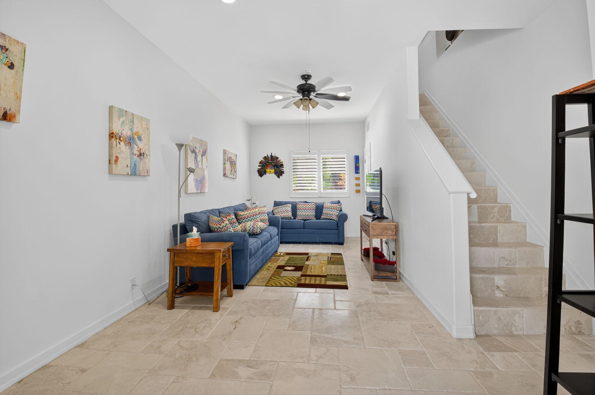 ROYAL PALM COVE/POLO CLUB - Residential