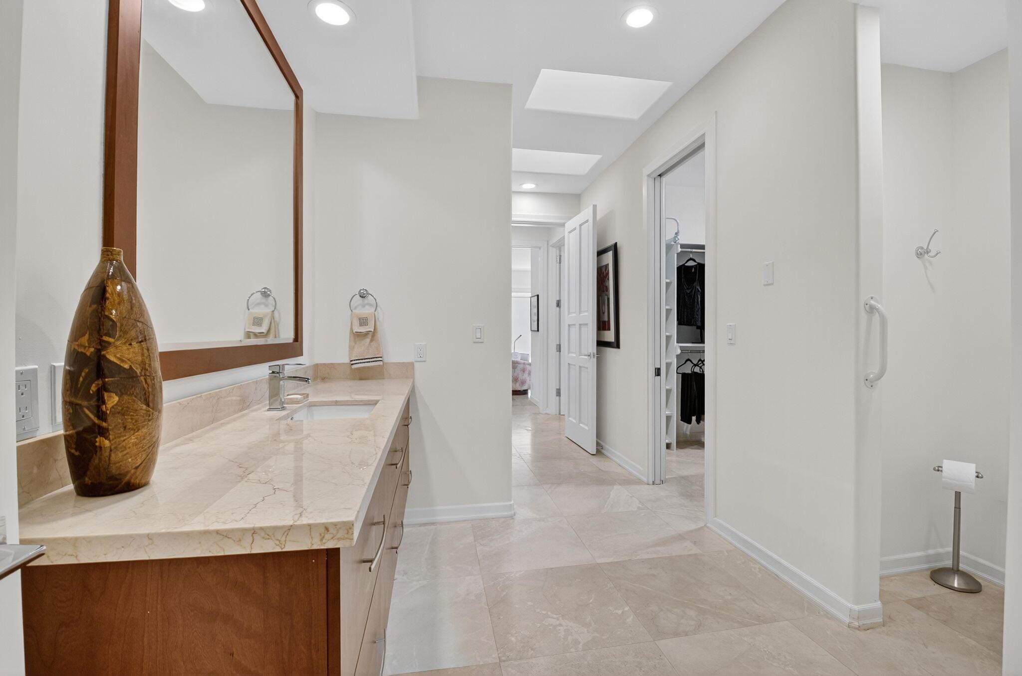 ROYAL PALM COVE/POLO CLUB - Residential