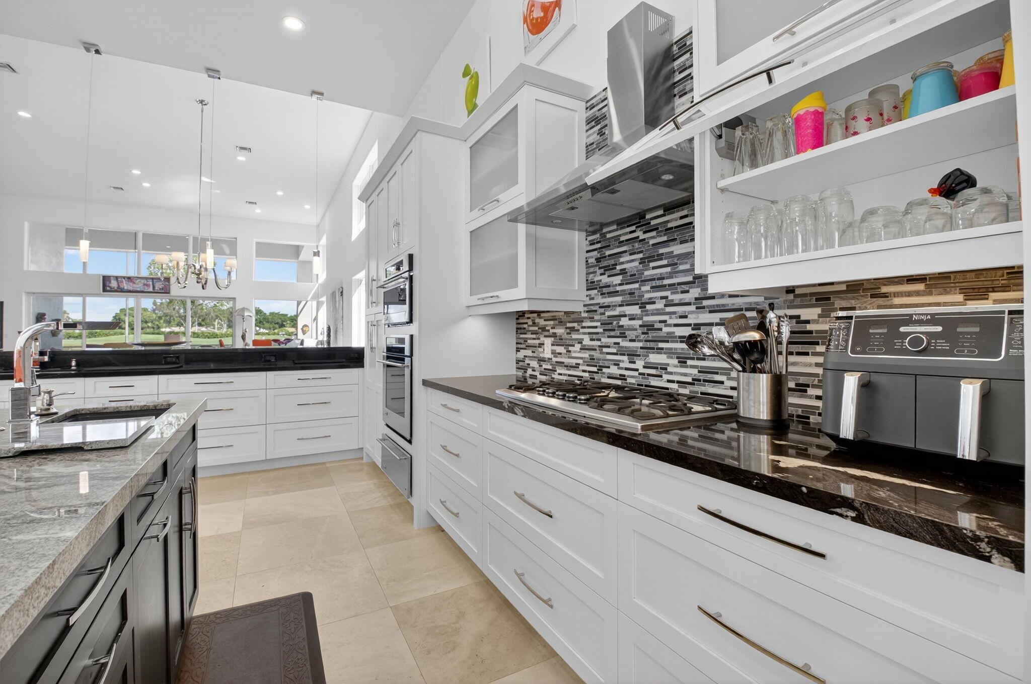 ROYAL PALM COVE/POLO CLUB - Residential