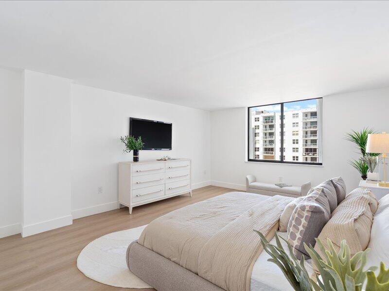 CLARIDGES I CONDO - Residential