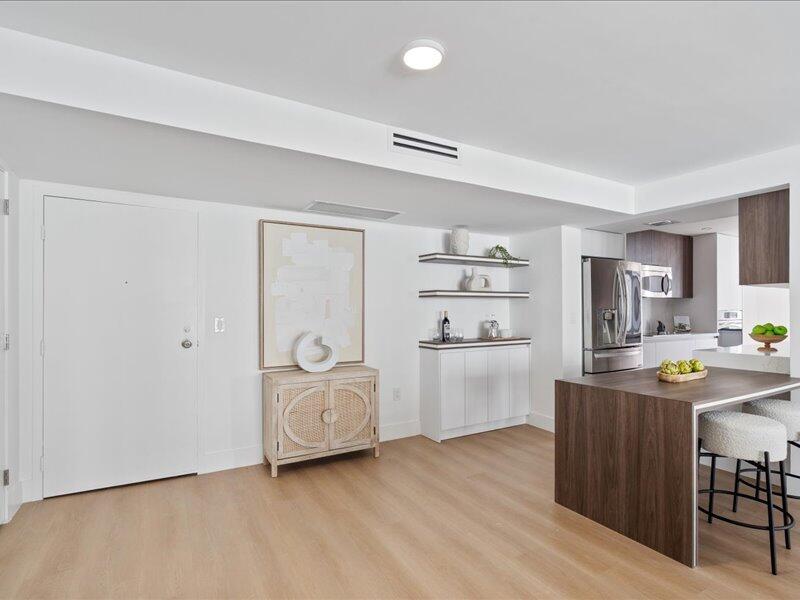 CLARIDGES I CONDO - Residential