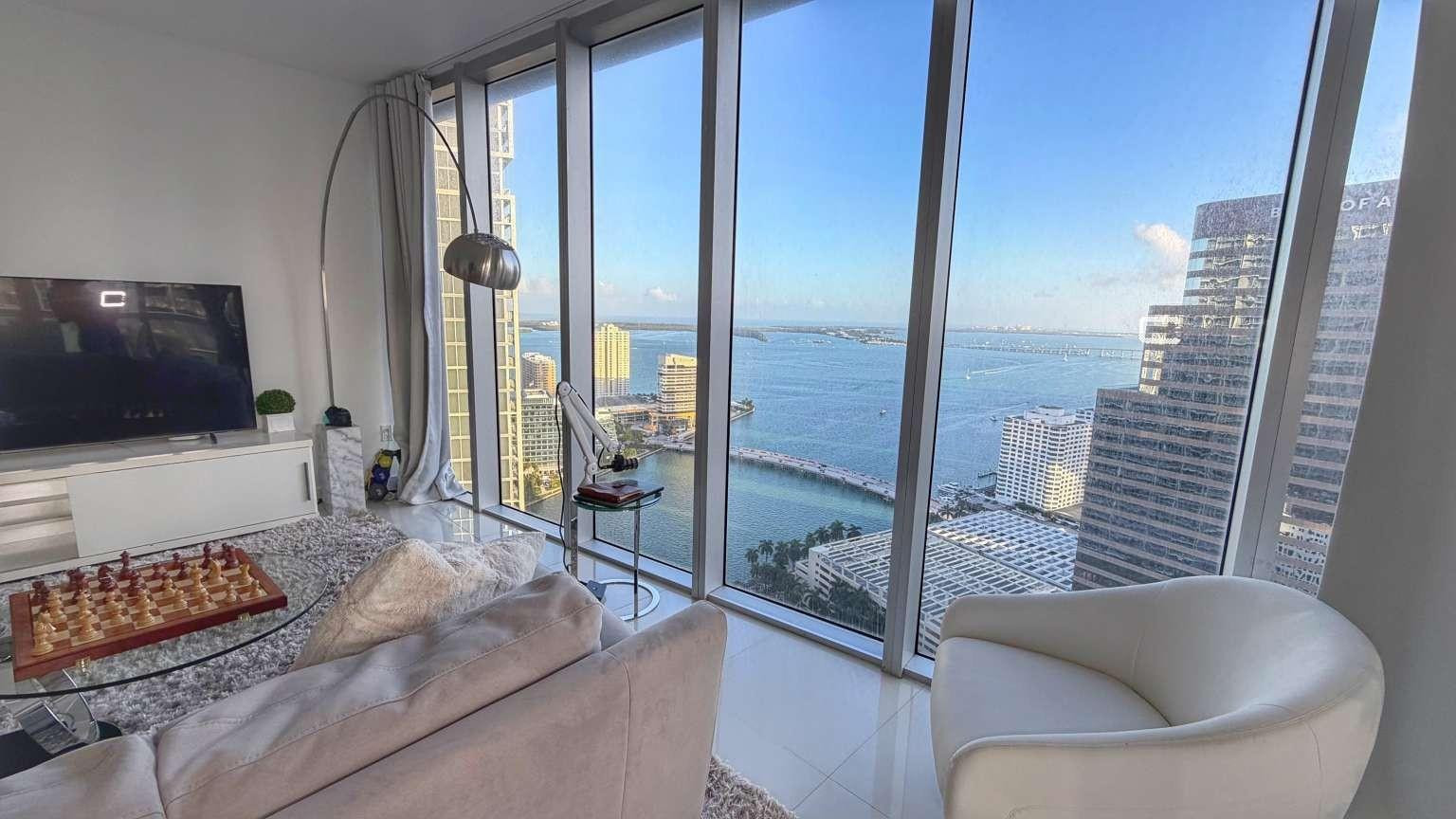 ICON BRICKELL CONDO NO 3 - Residential