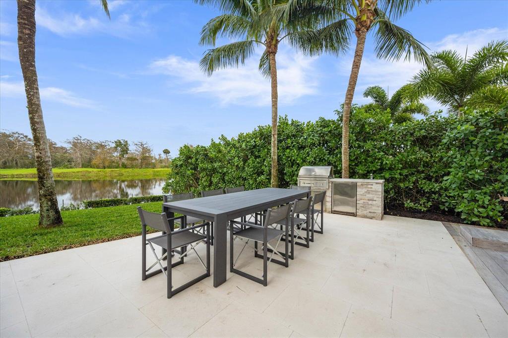 BLUE CYPRESS REPL AT PALM BEACH POLO & COUNTRY CLU - Residential