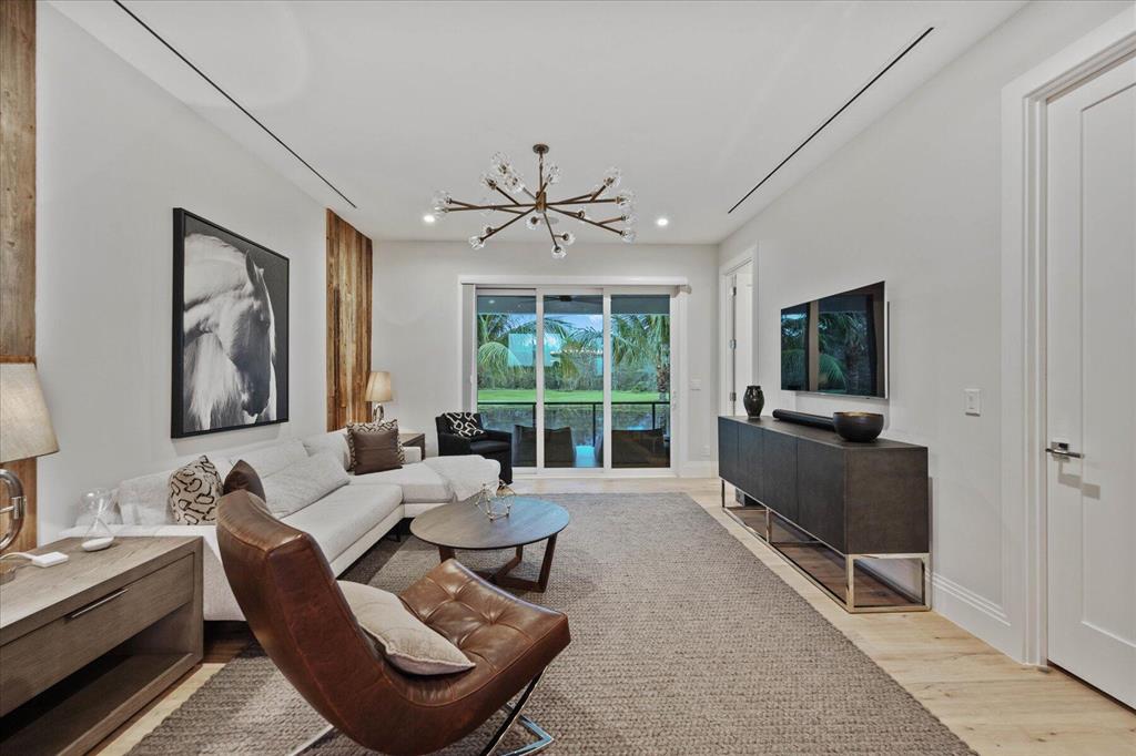 BLUE CYPRESS REPL AT PALM BEACH POLO & COUNTRY CLU - Residential