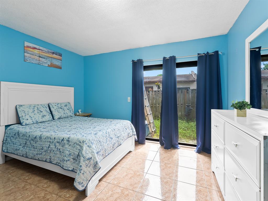 Brentwood Manors - Residential