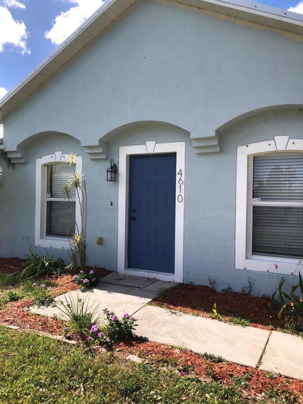 Photo of 4610 SW Eagle Street, Port Saint Lucie, FL 34953 (MLS # R10933905)