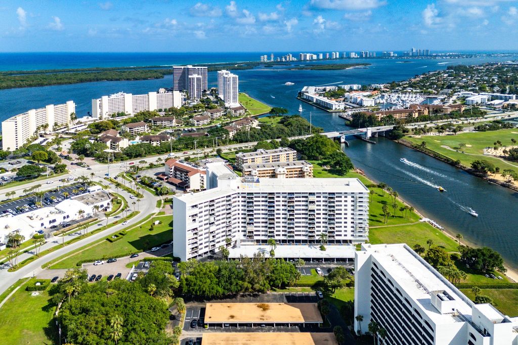 Photo of 336 Golfview Road #Ph12, North Palm Beach, FL 33408 (MLS # B26014048)