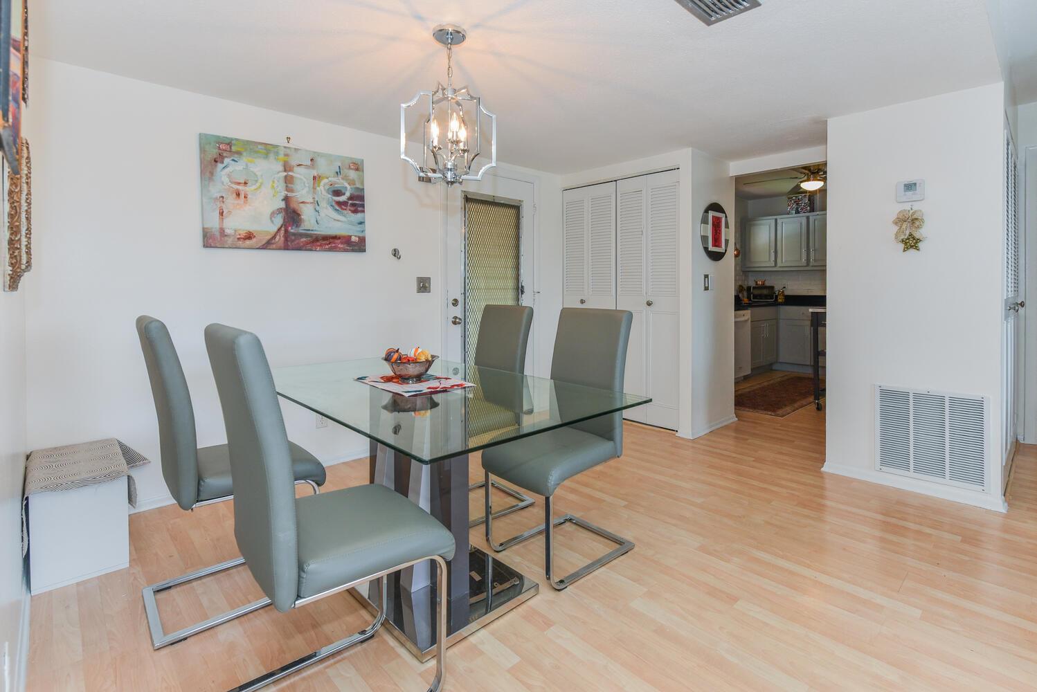 GOLDEN LAKES VILLAGE COND - Residential Lease