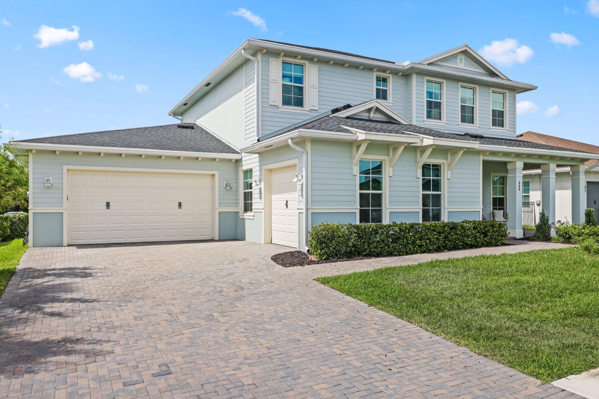 Properties 660 Hookline Circle