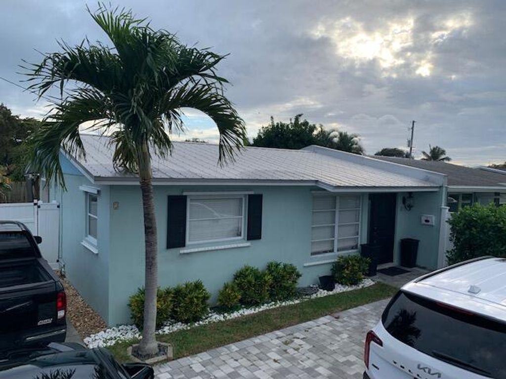 Photo of 2 Robalo Court, North Palm Beach, FL 33408 (MLS # R10768864)