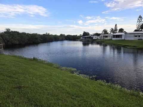 A home in Okeechobee