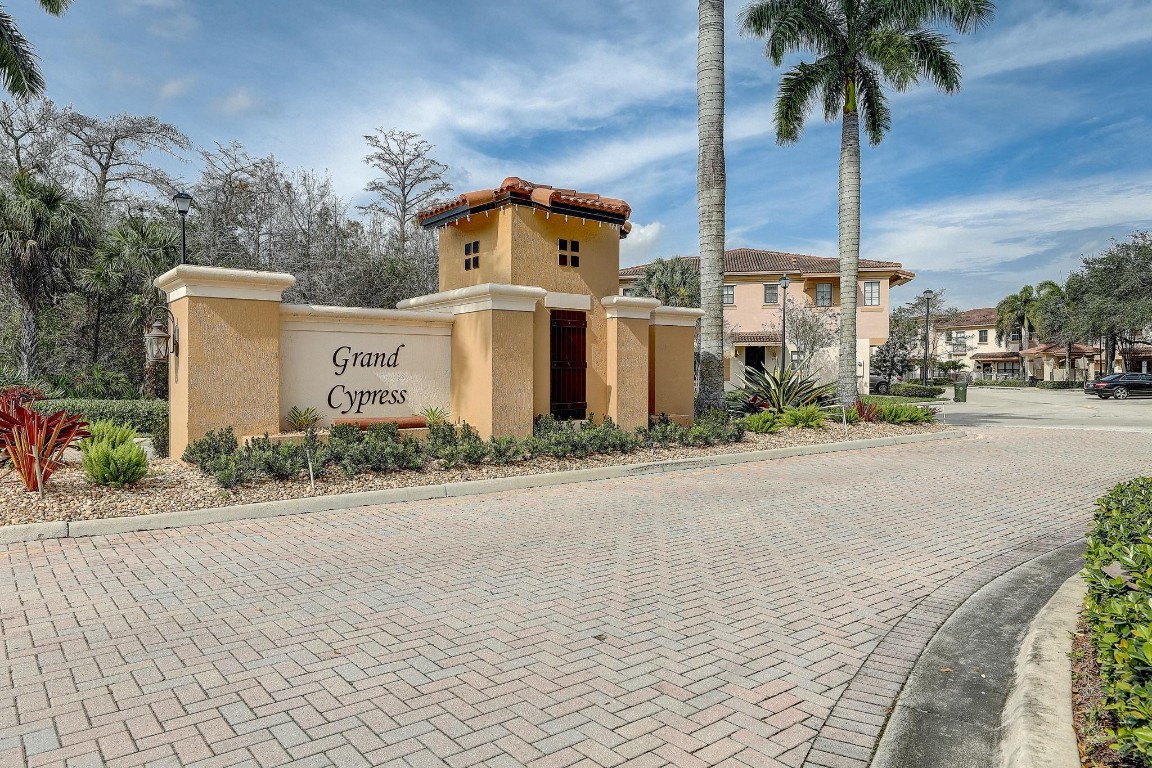 Grand Cypress - Residential