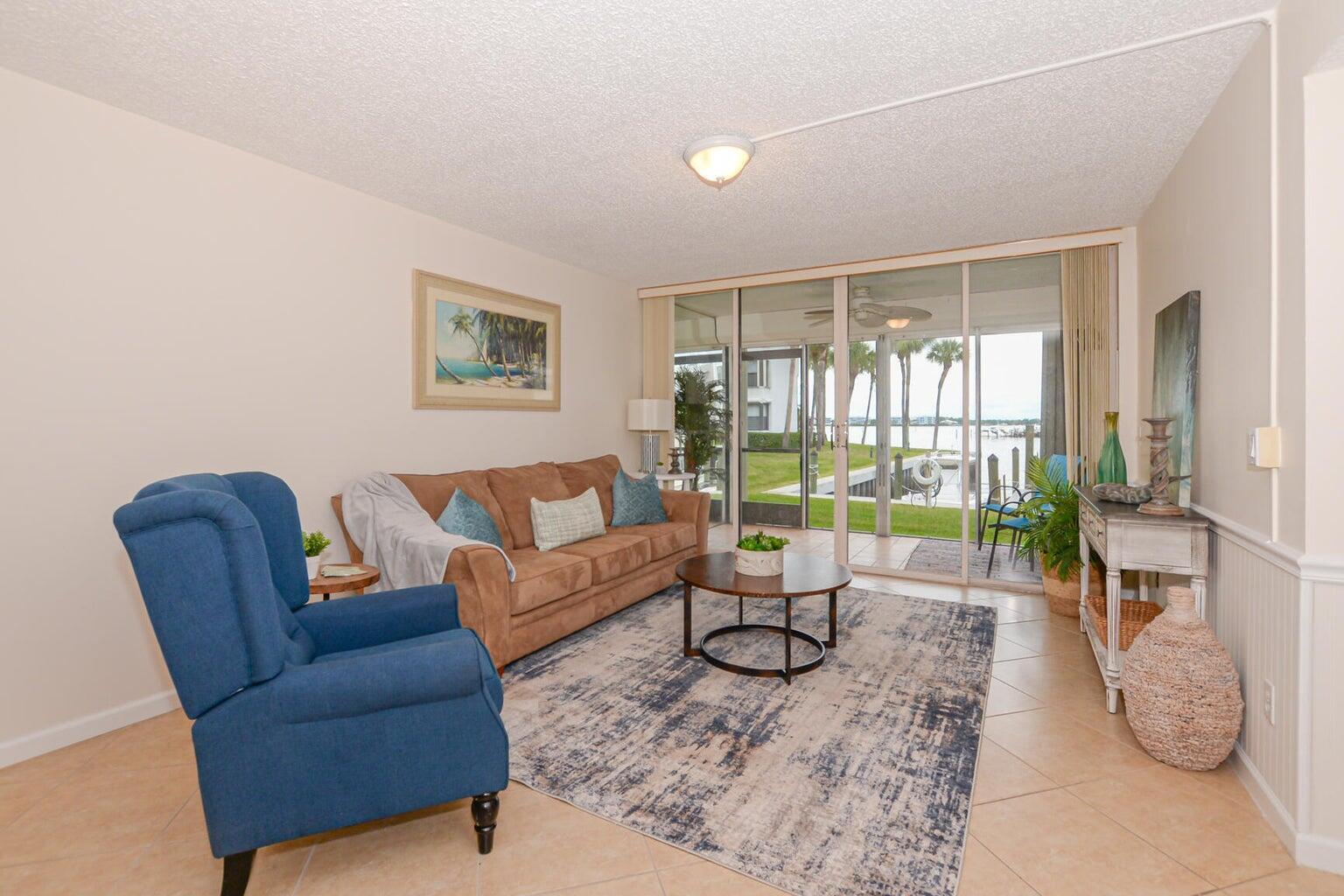 CIRCLE BAY YACHT CLUB CONDO - Residential Lease
