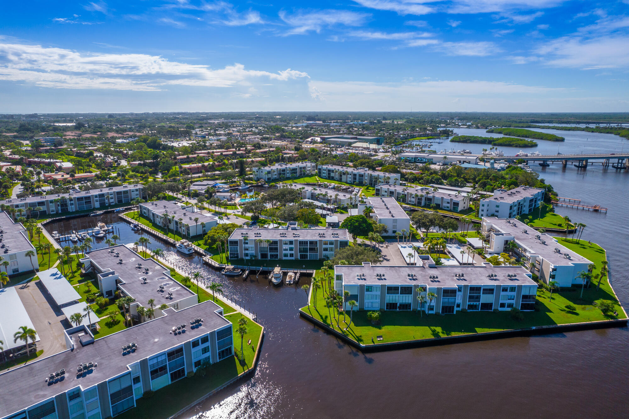 CIRCLE BAY YACHT CLUB CONDO - Residential Lease