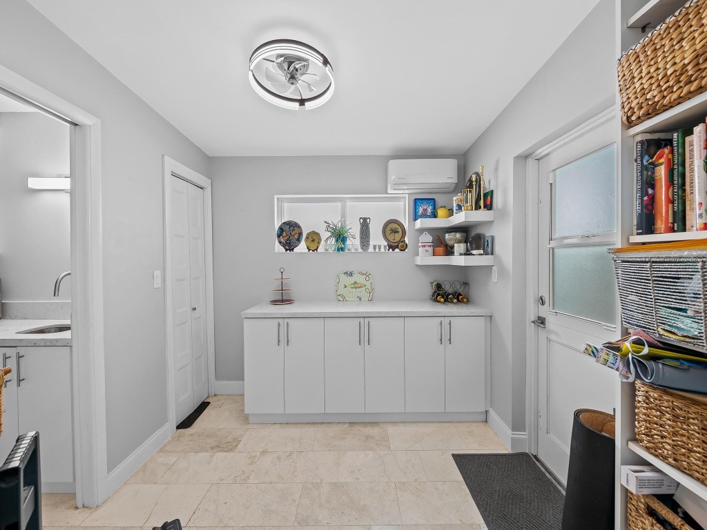 Stranahans Sub 3-115 D 2- - Residential