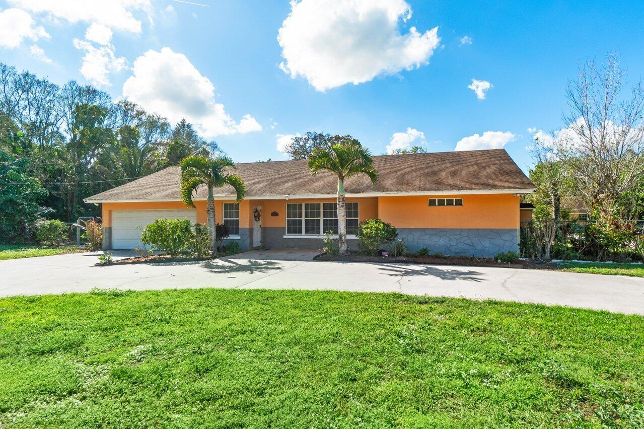 PALM BEACH FARMS CO 3 - Residential