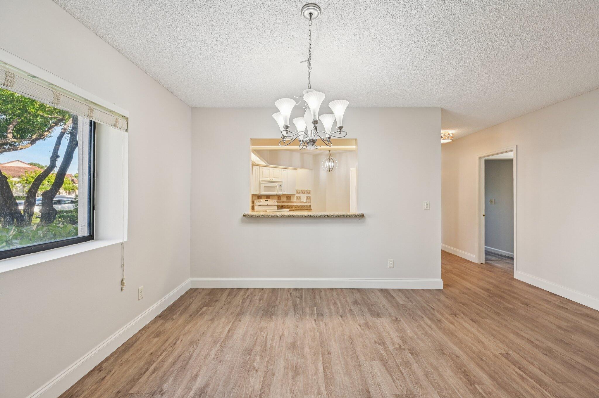 DUNBAR WOODS CONDO 4,
Dunbar Woods - Residential