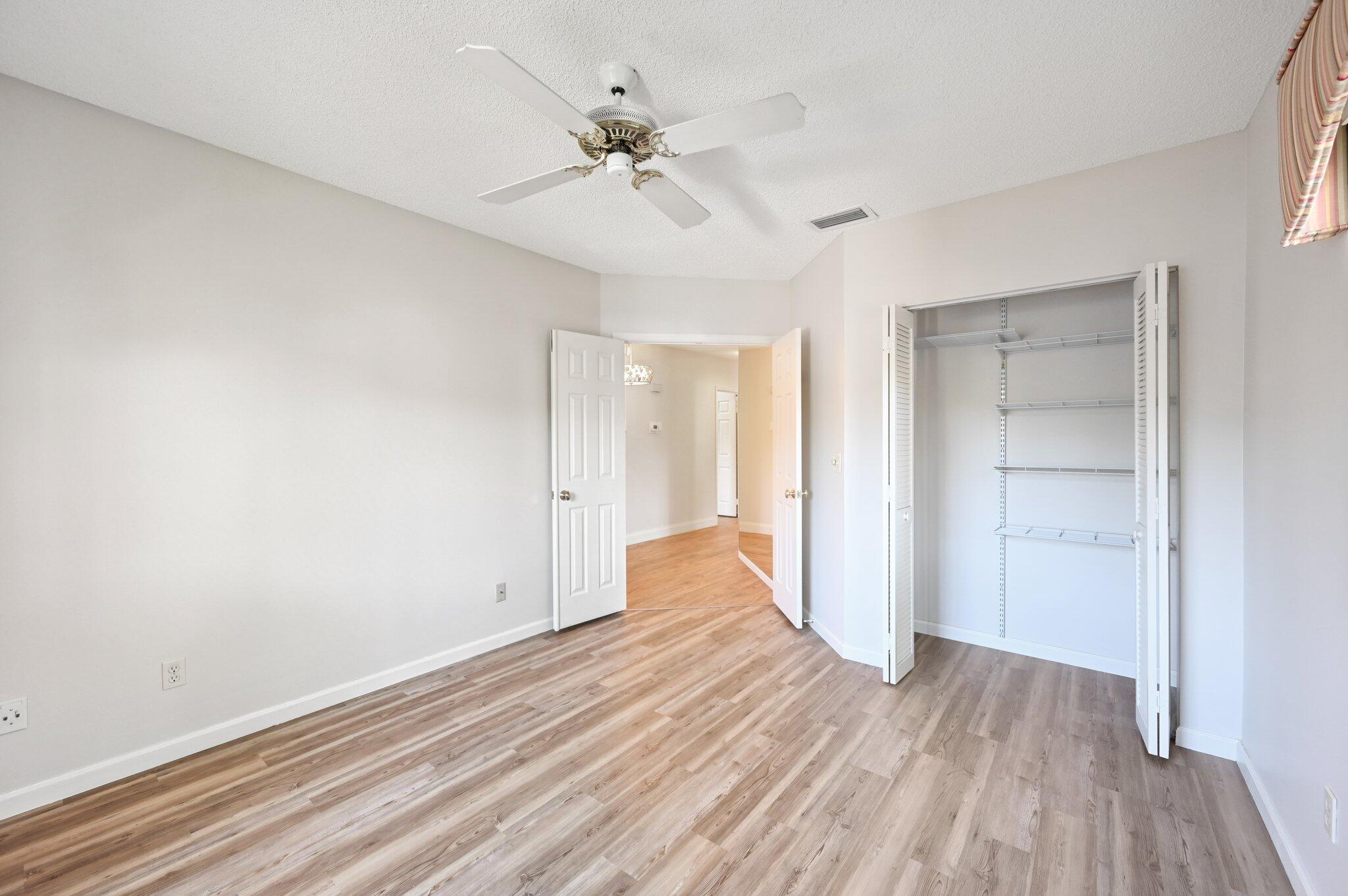 DUNBAR WOODS CONDO 4,
Dunbar Woods - Residential