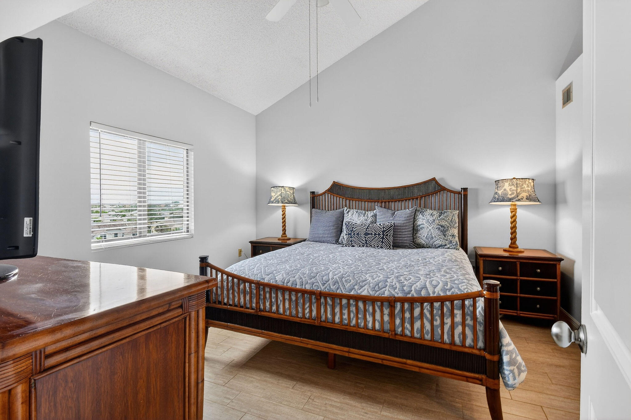 OCEAN AT THE BLUFFS - Residential