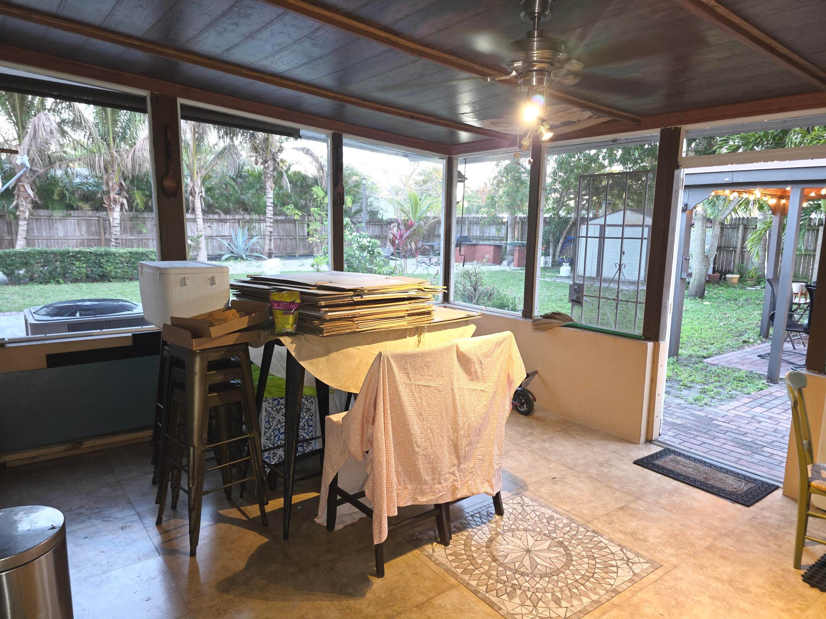 4118 Ruth Road, Lake Worth, FL, 33461/$550,000 4 4118 Ruth Road