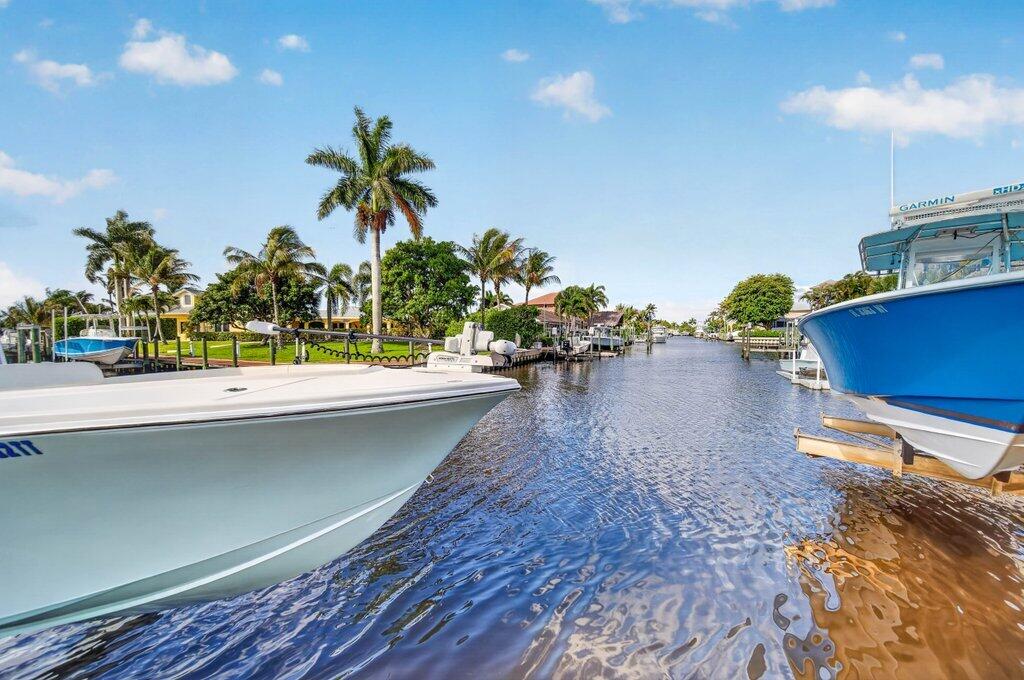 1209 SW Dyer Point Road