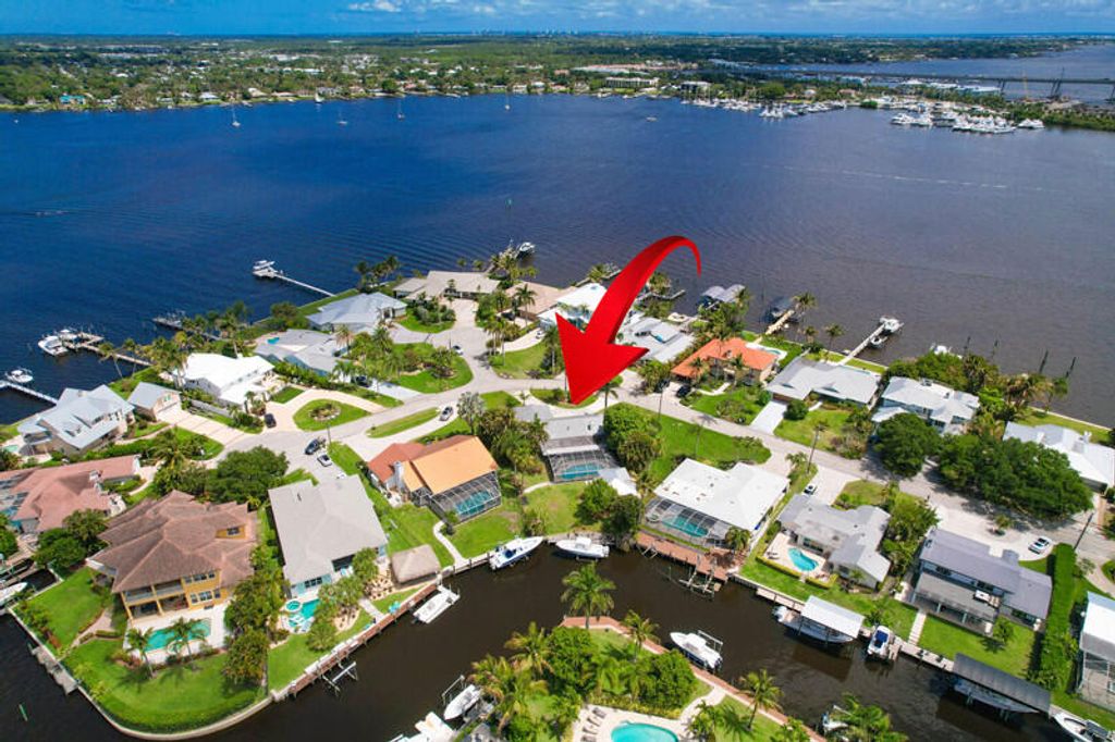 Photo of 1209 SW Dyer Point Road, Palm City, FL 34990 (MLS # B26019768)