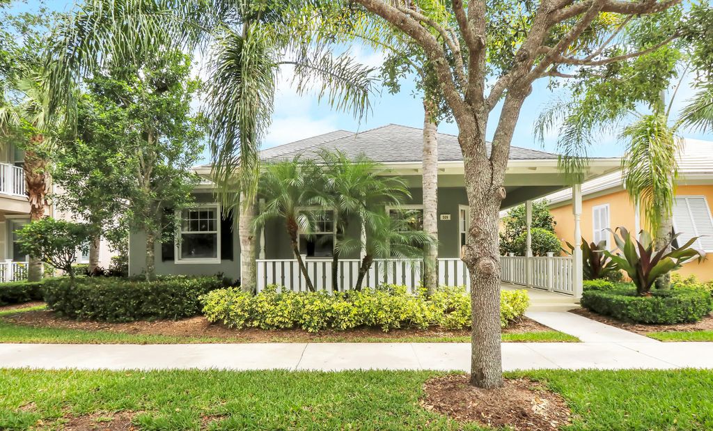 Photo of 509 Caravelle Drive, Jupiter, FL 33458 (MLS # R10787494)