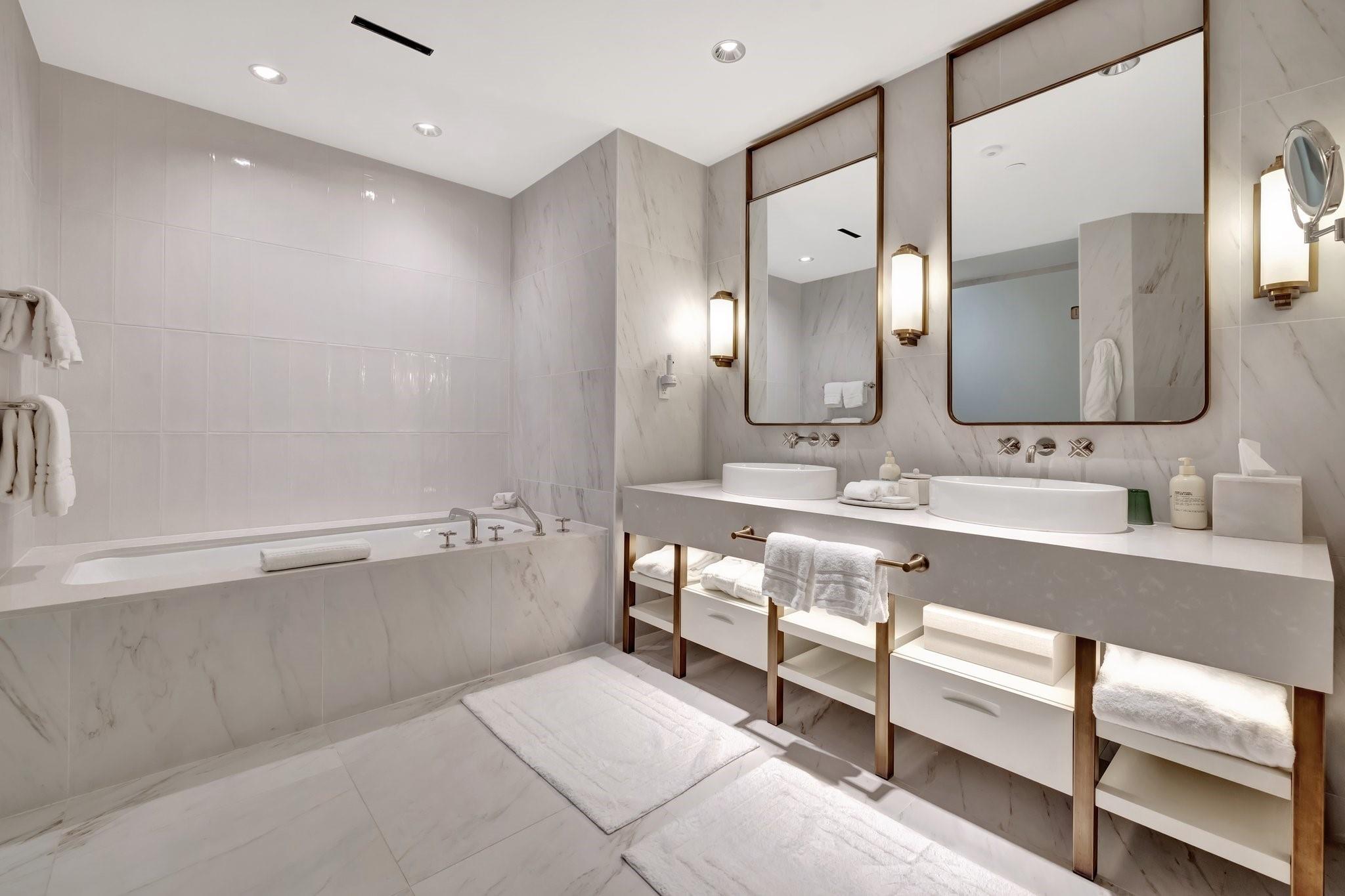 Four Seasons - Residential