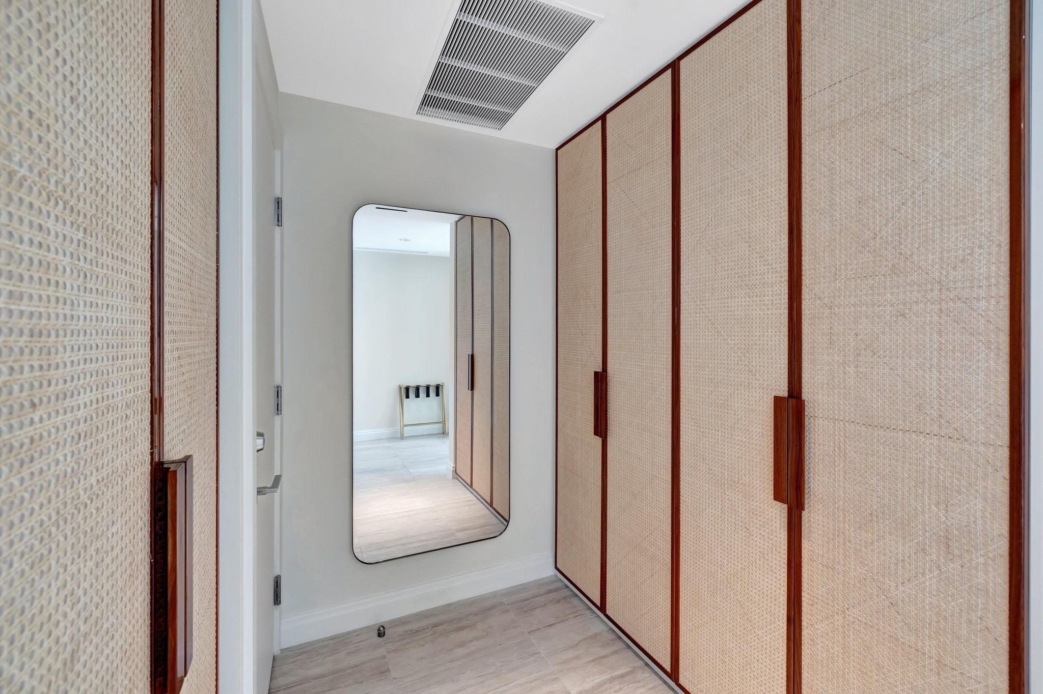 Four Seasons - Residential