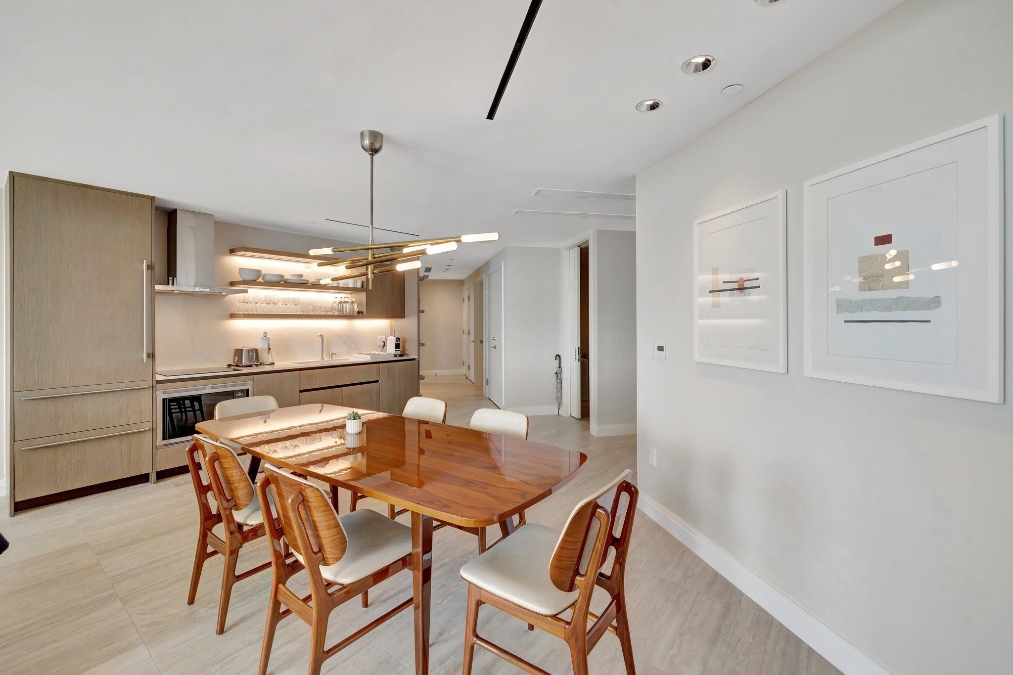 Four Seasons - Residential