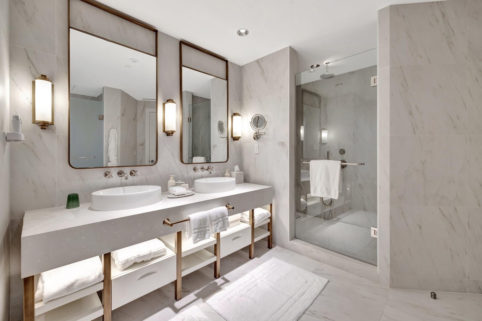 Four Seasons - Residential