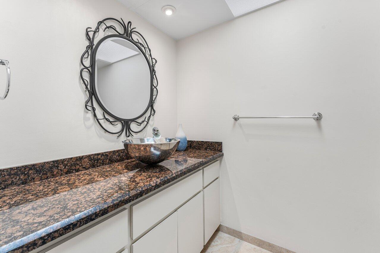 GOLF VILLAS CONDO - Residential