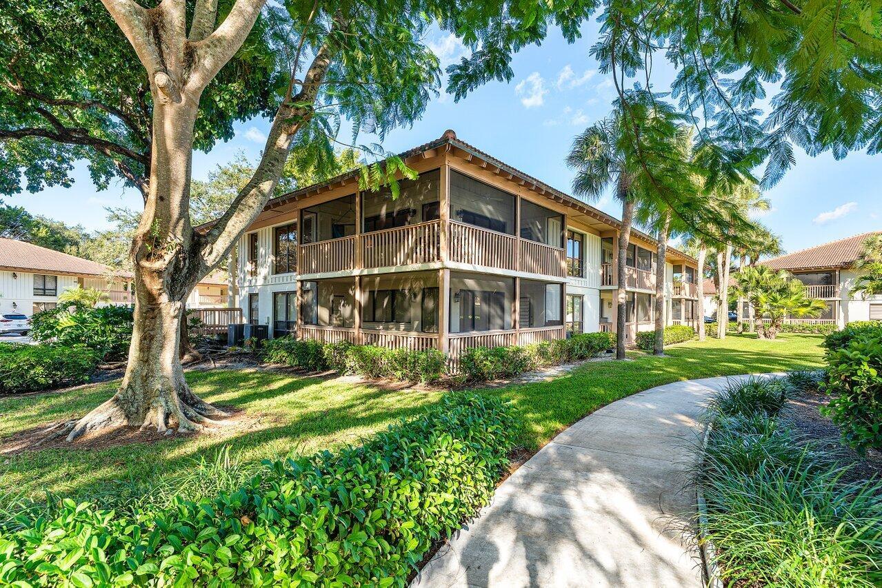 GOLF VILLAS CONDO - Residential