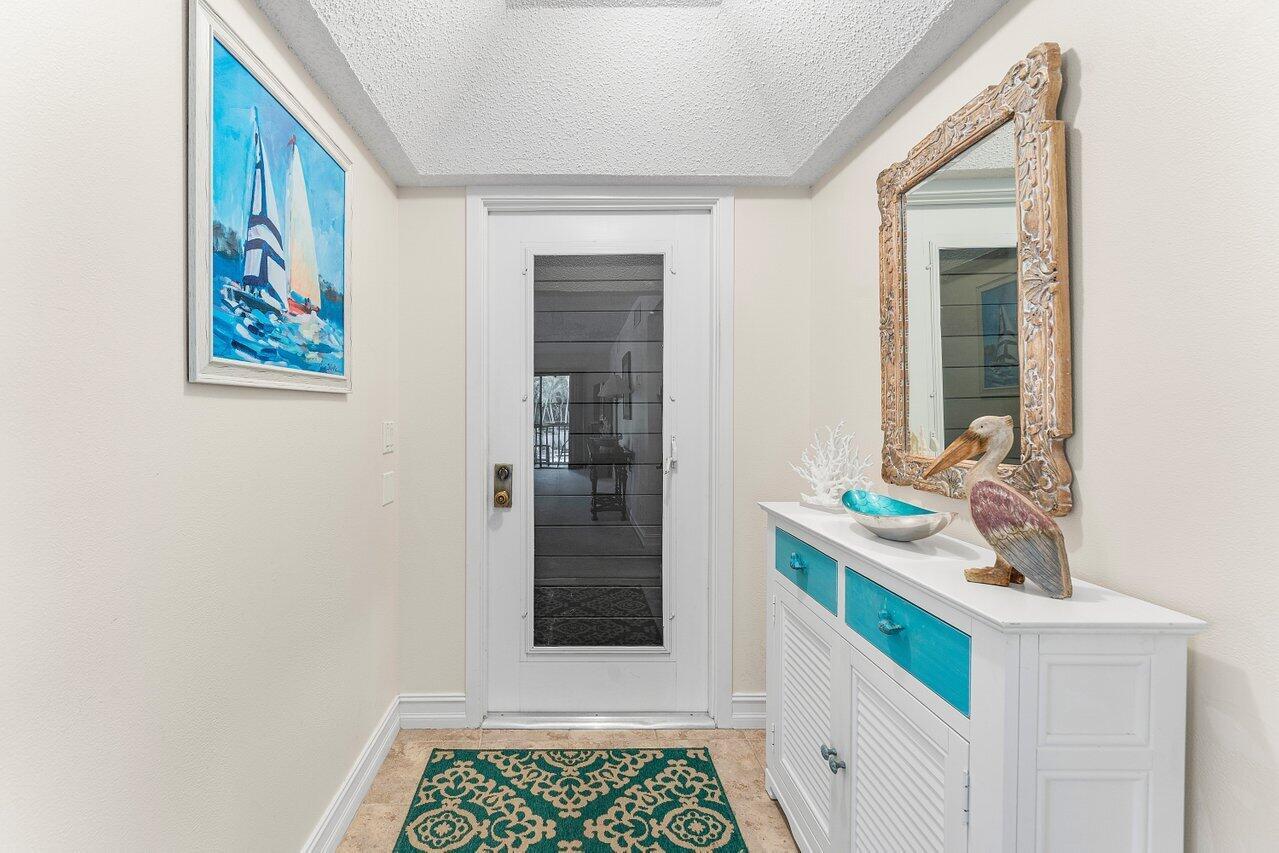 606 Brackenwood Cove