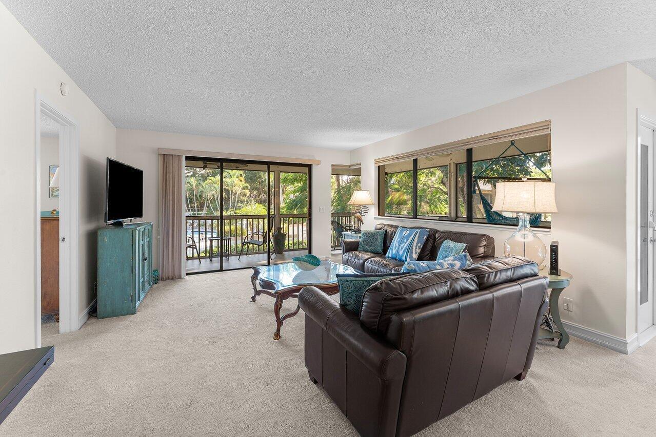 GOLF VILLAS CONDO - Residential