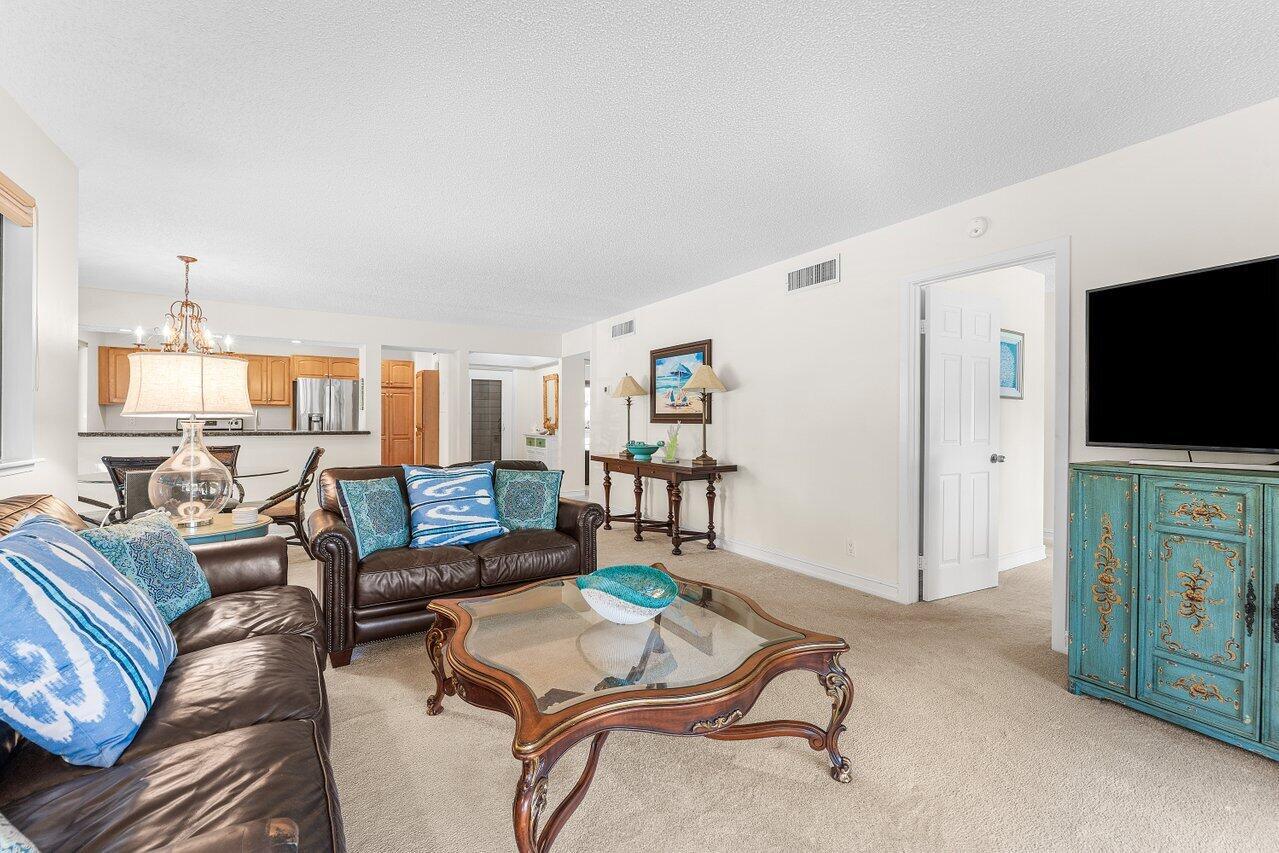 GOLF VILLAS CONDO - Residential