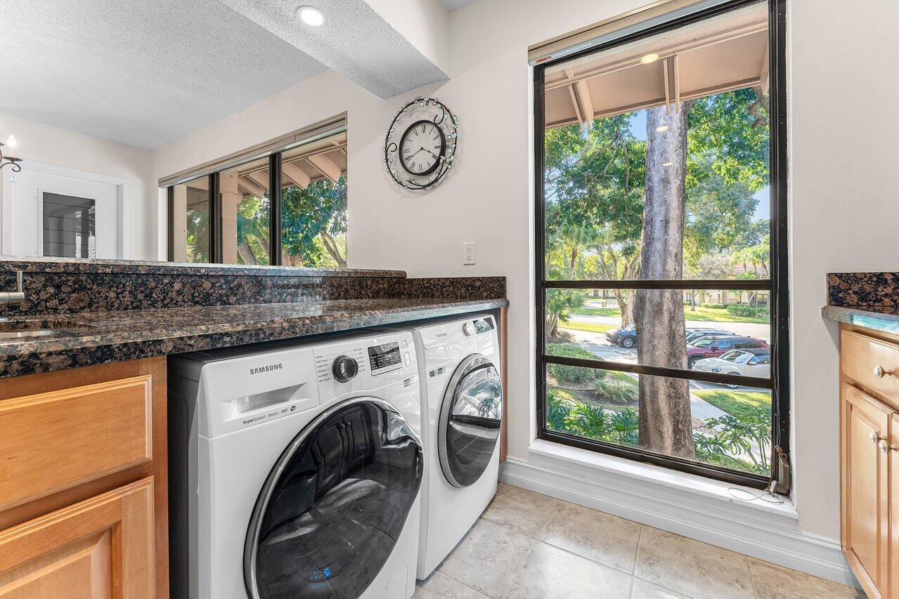 GOLF VILLAS CONDO - Residential