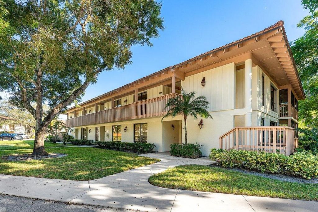 Photo of 606 Brackenwood Cove, Palm Beach Gardens, FL 33418 (MLS # R11143794)