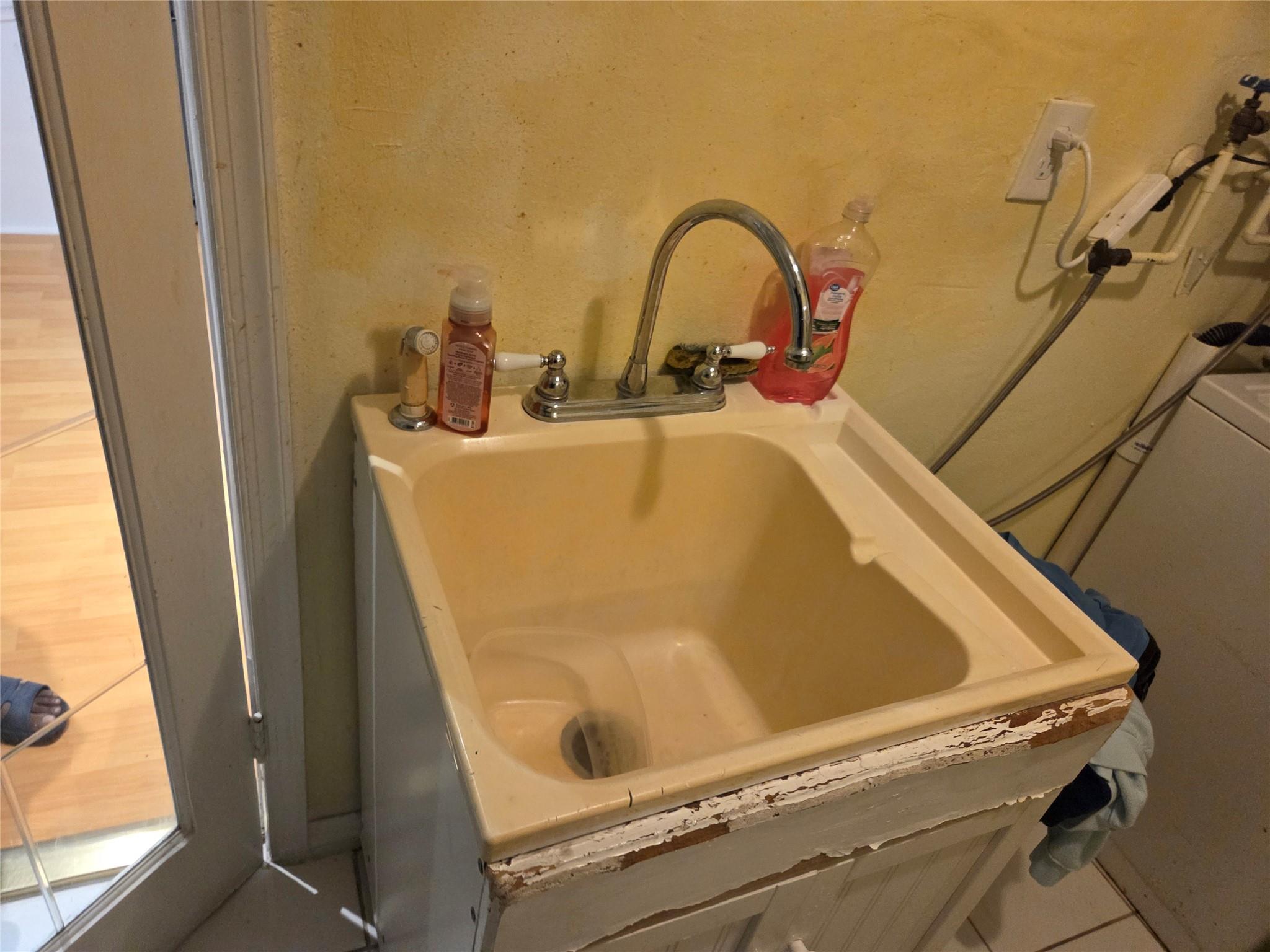 Westwood Commy Two 76-46 - Residential Lease