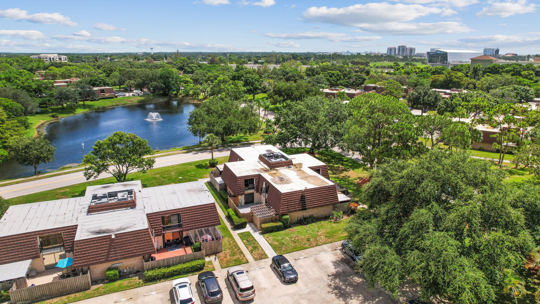 GARDEN LAKES AND GARDEN SQUARE SHOPS - Residential Lease