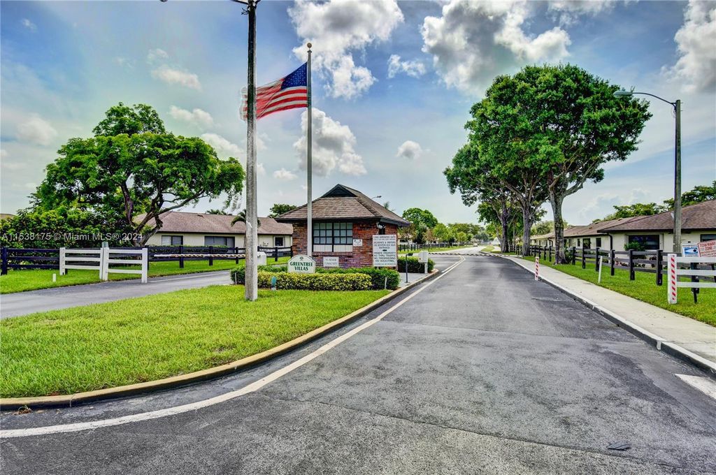 Photo of 10059 Eaglewood Road #B, Boynton Beach, FL 33436 (MLS # R11051037)