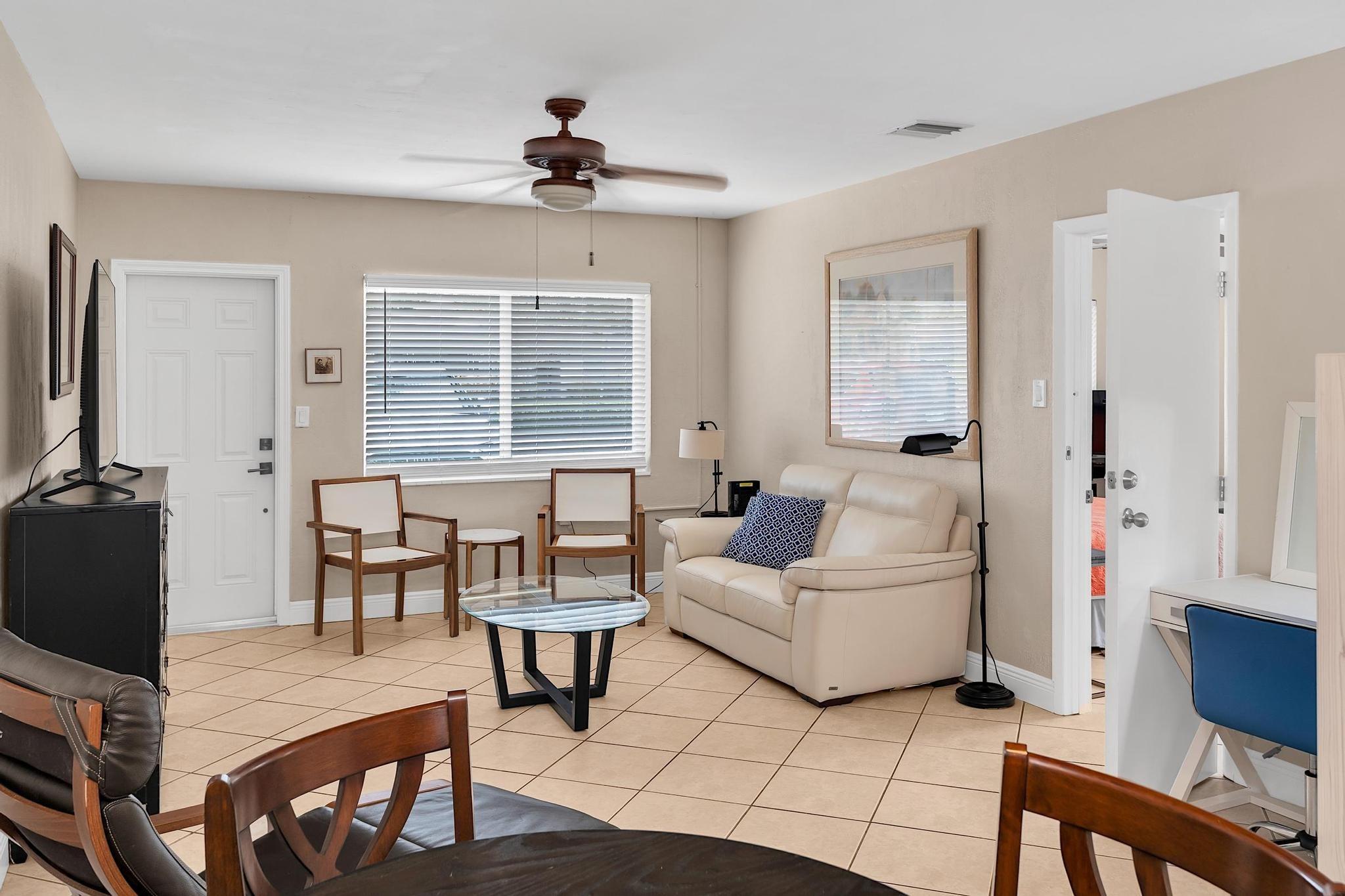 Coral Gardens Amd 32-21 B - Residential Lease