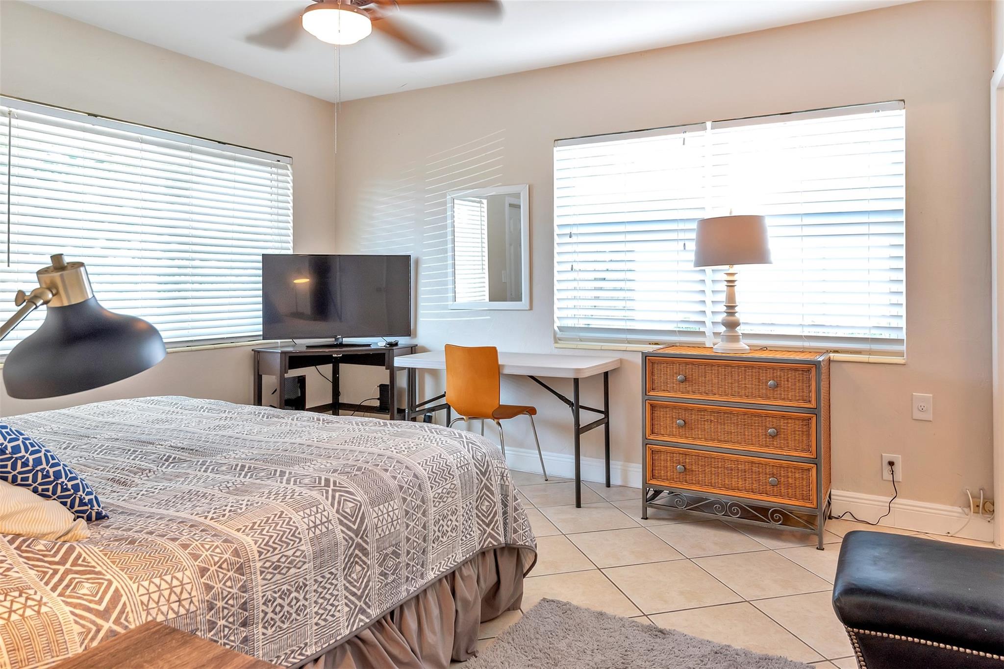 Coral Gardens Amd 32-21 B - Residential Lease